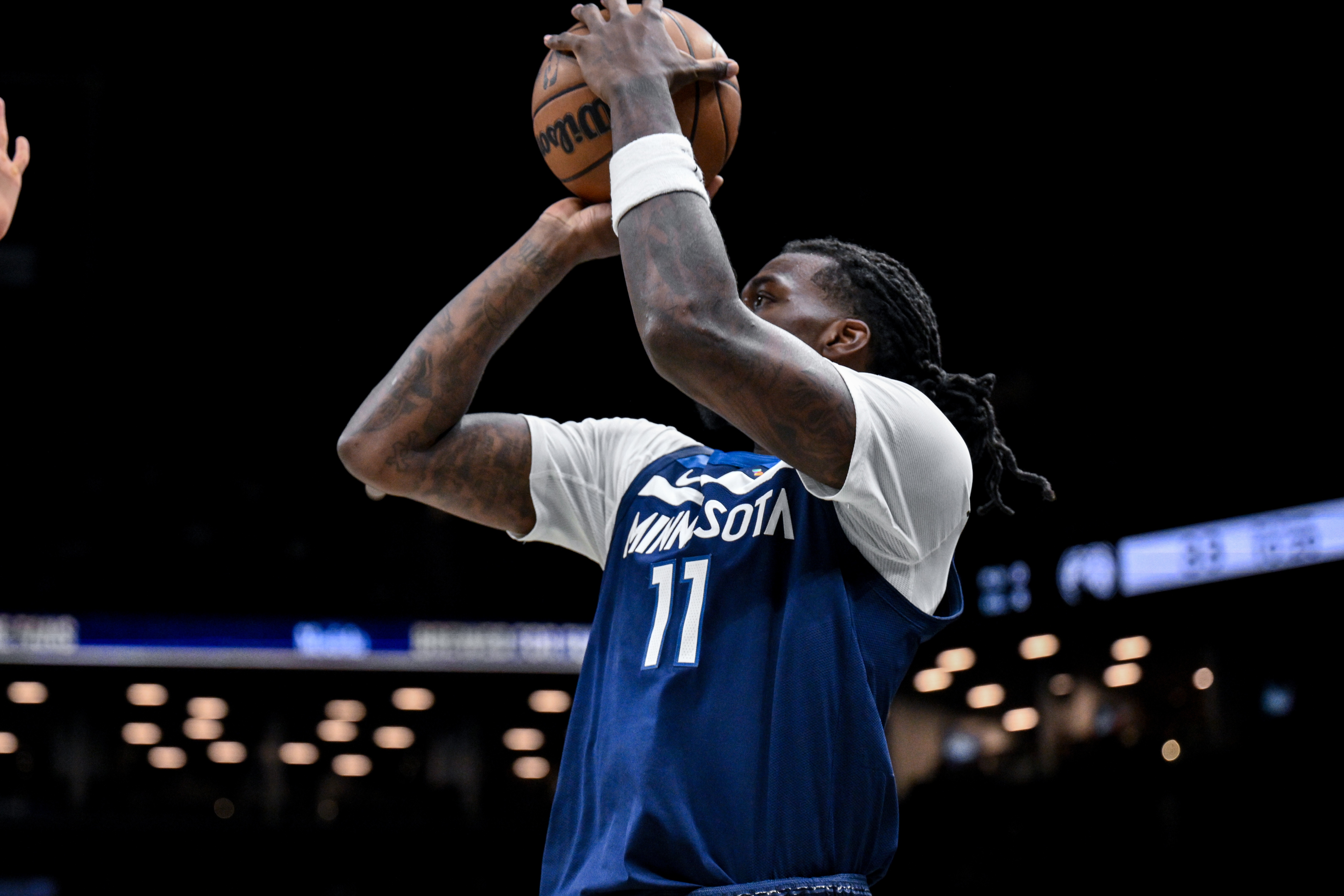 这场挺准！纳兹·里德替补24分钟 10中7&amp;三分5中3拿到17分2断